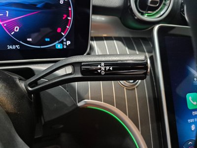 MERCEDES-BENZ C-CLASS - 9