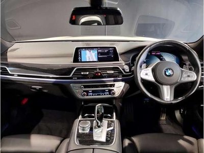 صورة 2 لـ 2020 BMW 7 SERIES