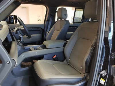 2025 LAND Rover DEFENDER 缩略图 28