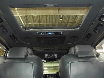 2017 Toyota ALPHARD photo 2