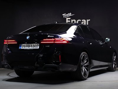 BMW 5 SERIES - 3