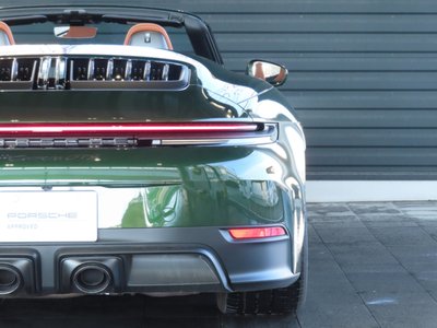 PORSCHE 911 - 10