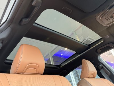 TOYOTA CROWN SPORT - 2