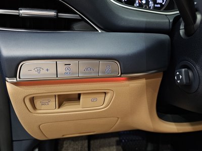 2021 Genesis GV80 thumbnail 23