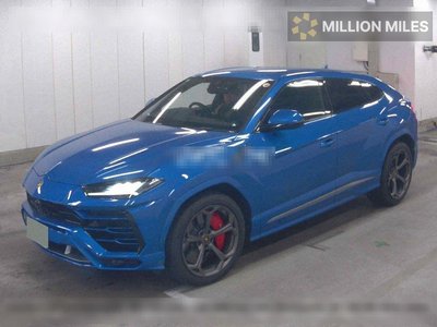 LAMBORGHINI URUS - 4