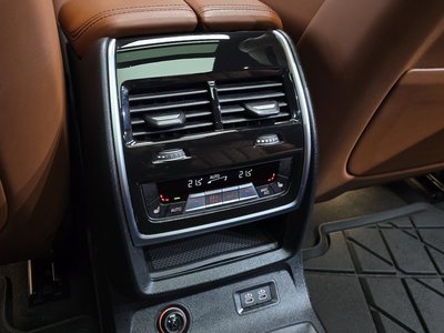 2024 BMW X7 缩略图 33