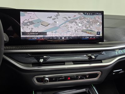 2024 BMW X7 缩略图 19