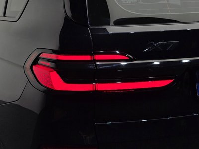 2024 BMW X7 — фото 10