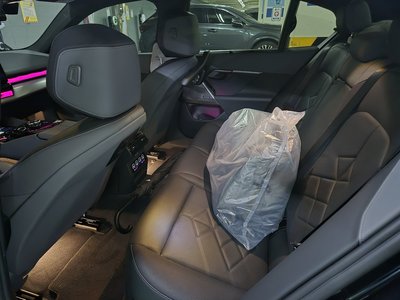 صورة 7 لـ 2025 BMW 5 SERIES