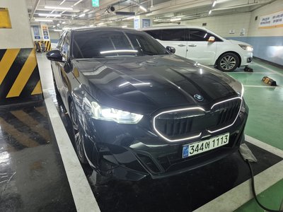 صورة 5 لـ 2025 BMW 5 SERIES
