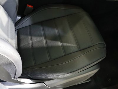 MERCEDES-BENZ GLS - 10