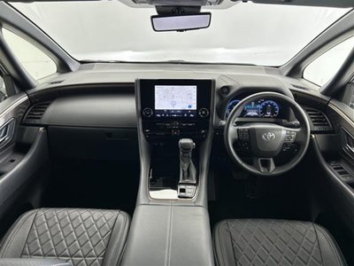2025 Toyota ALPHARD — фото 4