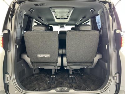 2025 Toyota ALPHARD — миниатюра 32