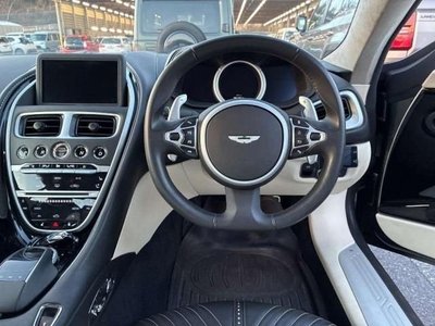 ASTON MARTIN DB11 - 3