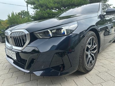 2025 BMW 5 SERIES — миниатюра 16