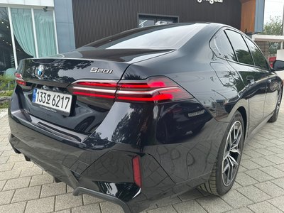 2025 BMW 5 SERIES — миниатюра 17