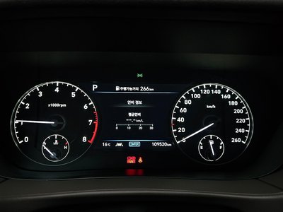 GENESIS G90 - 8