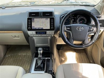 TOYOTA LAND CRUISER PRADO - 6