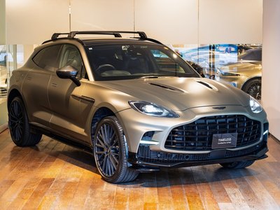 ASTON MARTIN DBX - 5