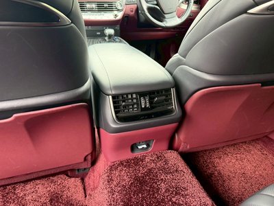 2023 Lexus LS — миниатюра 46