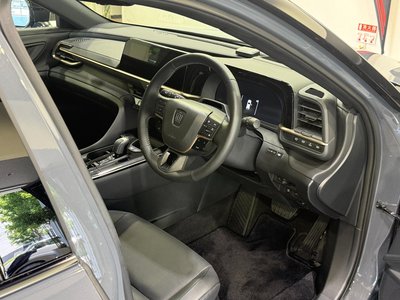 2025 Toyota CROWN SPORT — миниатюра 29