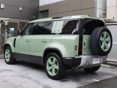 صورة 8 لـ 2023 LAND Rover DEFENDER