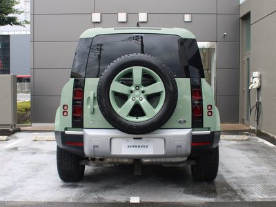 صورة 9 لـ 2023 LAND Rover DEFENDER