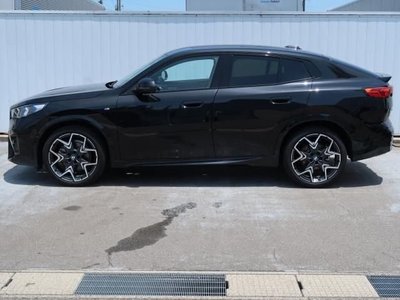 صورة 4 لـ 2025 BMW X2