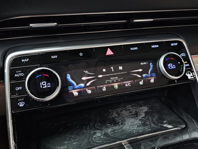 2022 Genesis GV80 thumbnail 28