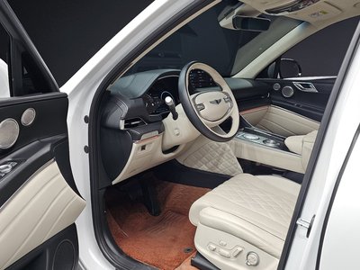 2022 Genesis GV80 thumbnail 13