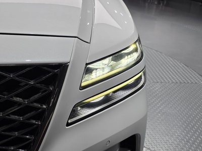 2022 Genesis GV80 photo 9