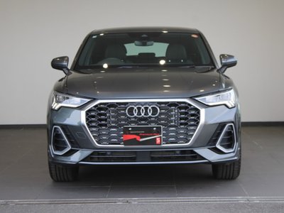AUDI Q3 - 2