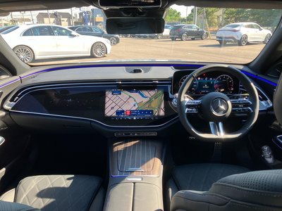 MERCEDES-BENZ E-CLASS - 8