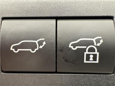 2023 Lexus NX — миниатюра 32