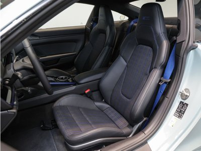 PORSCHE 911 - 10