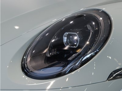 PORSCHE 911 - 8