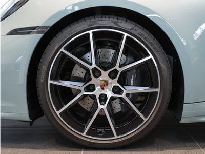PORSCHE 911 - 6