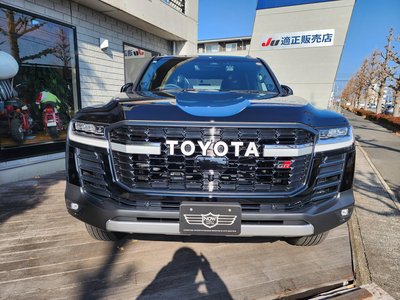 TOYOTA LAND CRUISER 300 - 2