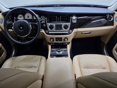 ROLLS-ROYCE WRAITH - 5