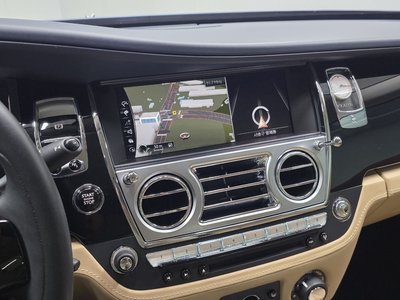 ROLLS-ROYCE WRAITH - 9