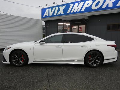 LEXUS LS - 6