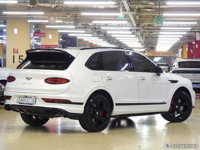 BENTLEY BENTAYGA - 2