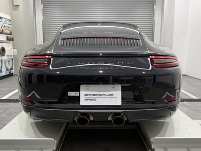 PORSCHE 911 - 4