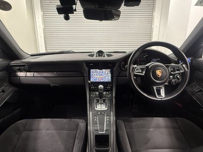 PORSCHE 911 - 10