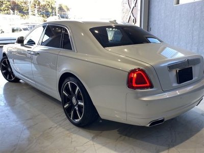 ROLLS-ROYCE GHOST - 9