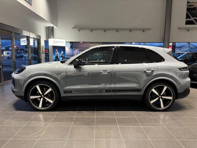 PORSCHE CAYENNE - 4