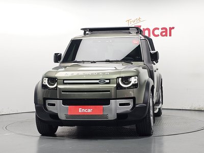 LAND ROVER DEFENDER - 2