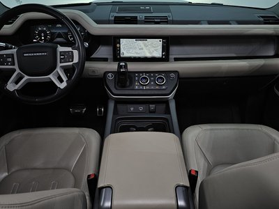 LAND ROVER DEFENDER - 5