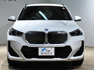 BMW IX1 - 2