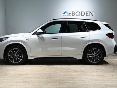 BMW IX1 - 4